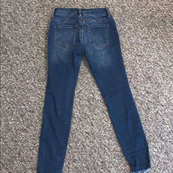 Pacsun Medium Wash Ankle Cut Jeans - Picture 2 of 4